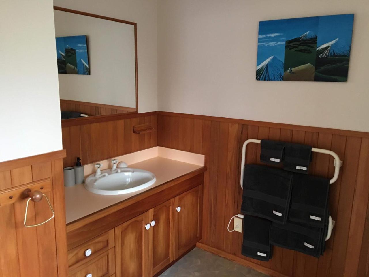 Pukeko Lodge Bnb New Plymouth Eksteriør billede