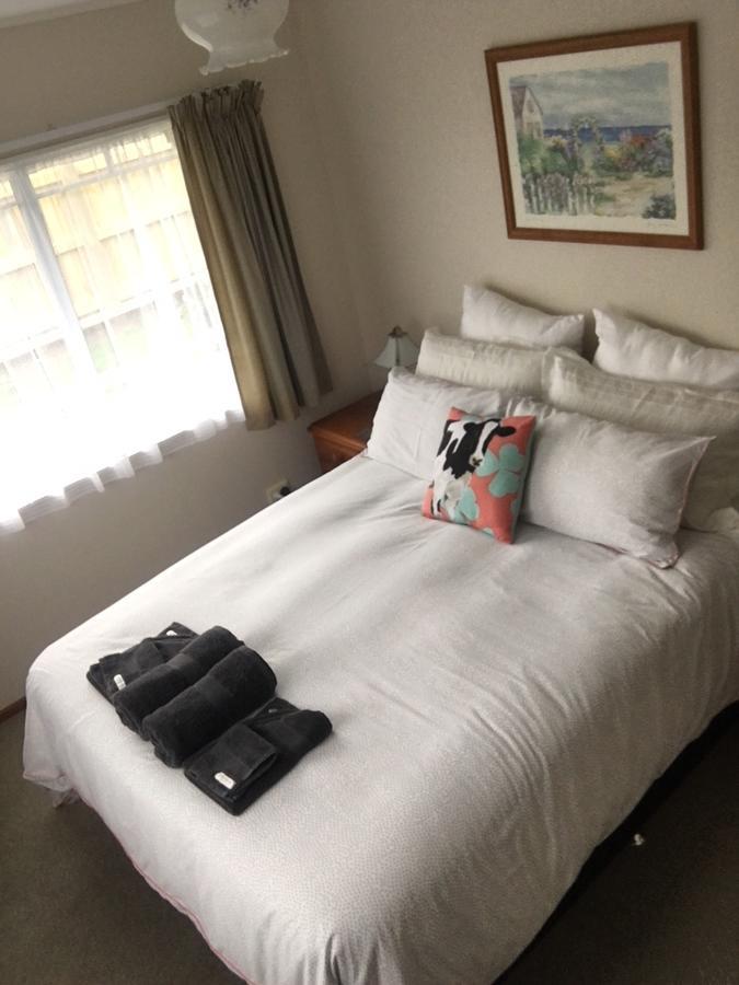 Pukeko Lodge Bnb New Plymouth Eksteriør billede