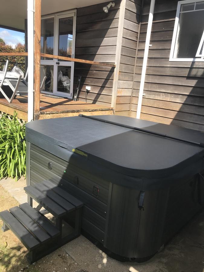 Pukeko Lodge Bnb New Plymouth Eksteriør billede