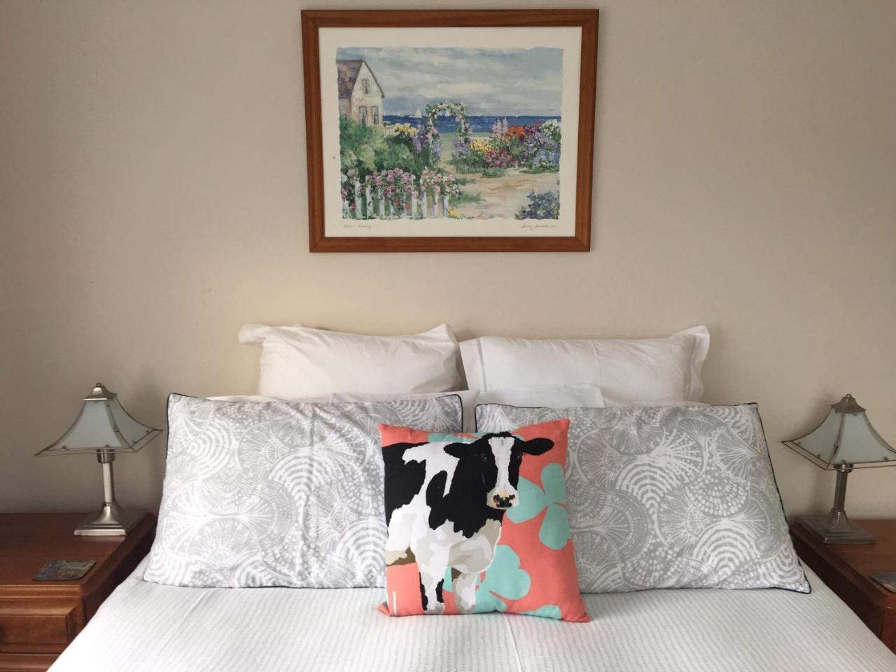 Pukeko Lodge Bnb New Plymouth Eksteriør billede